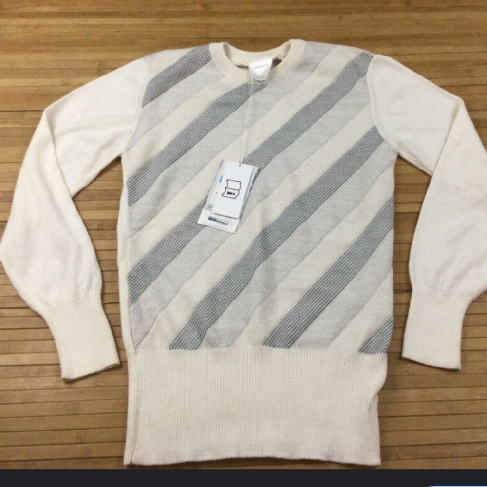 Golf Nike sweater women’s gray knit preppy striped size small 98$